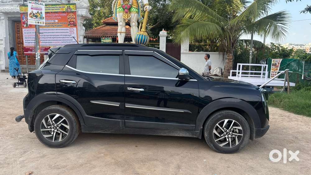 Mahindra Xuv 3xo 2025