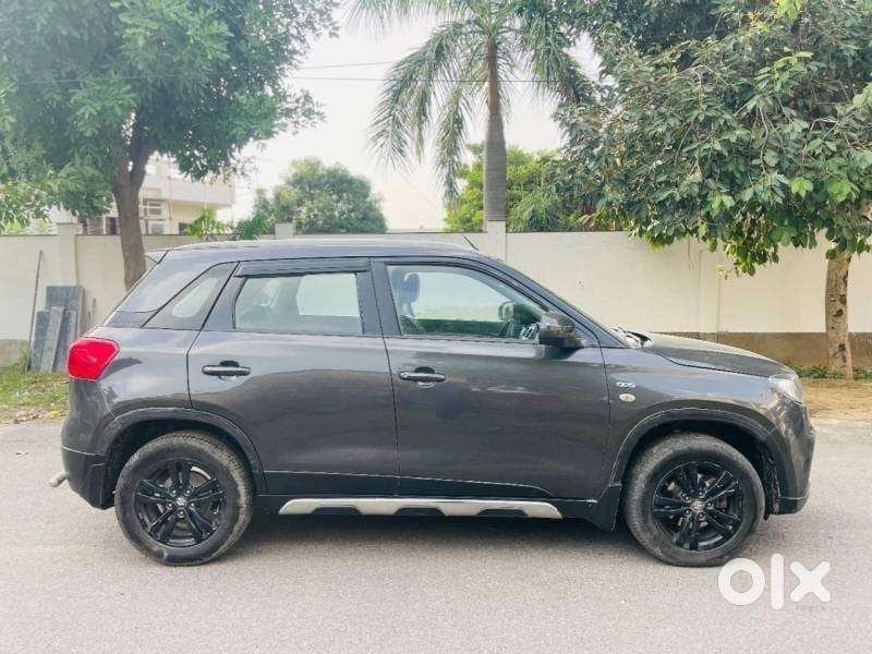 Maruti Suzuki Brezza, 2022, Petrol