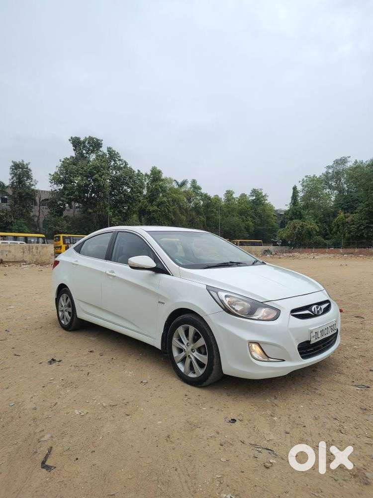 Hyundai Verna Vtvt 1.6 Sx, 2013, Petrol