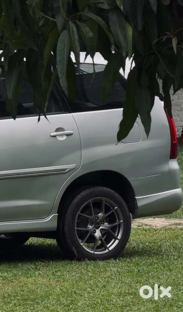 Toyota Innova 2.5 Vx 2012