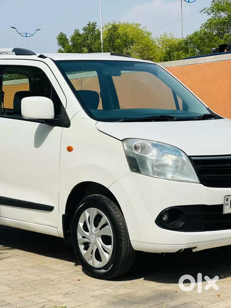 Maruti Suzuki Wagon R Vxi, 2011, Petrol