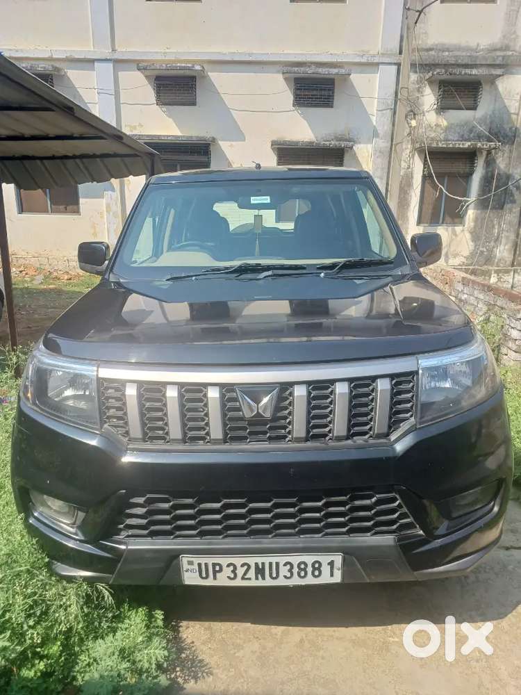 Mahindra Bolero Neo N8 2023  Diesel  Manual  Black