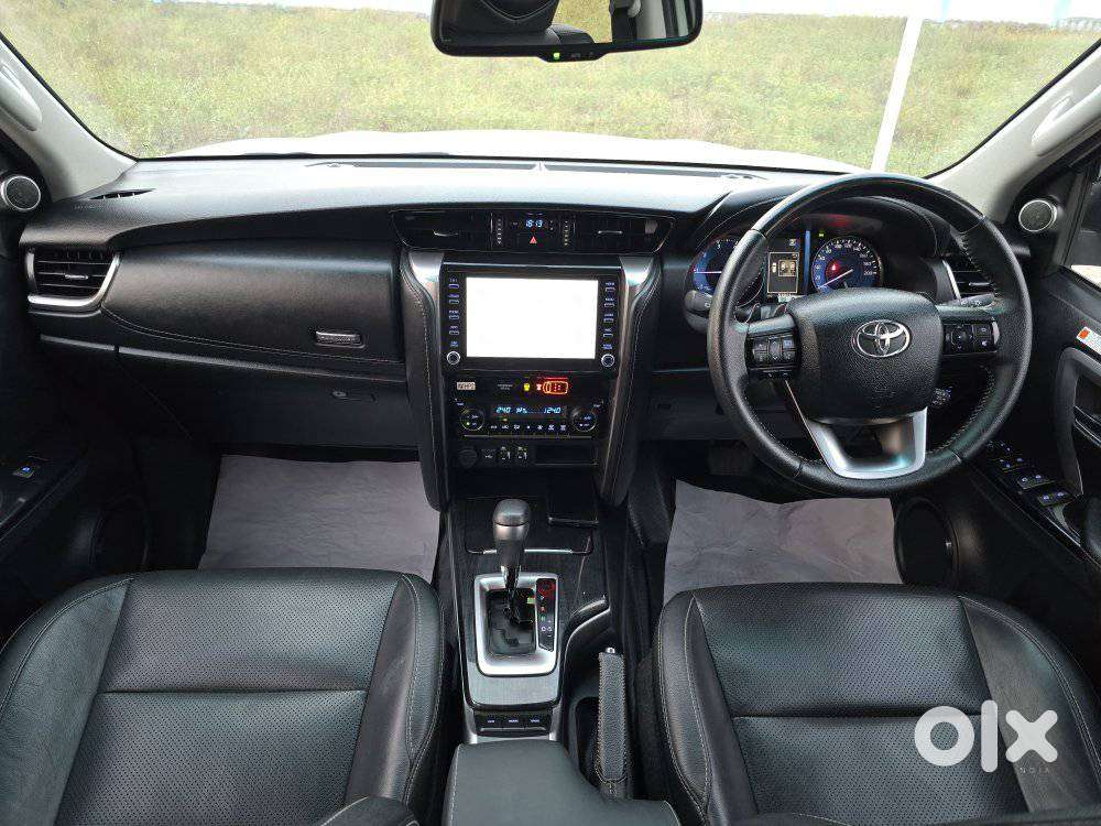 Toyota Fortuner 4x2 At 2.8 Diesel, 2024, Diesel