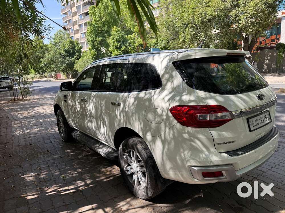 Ford Endeavour 3.2 Titanium At 4x4, 2016, Diesel