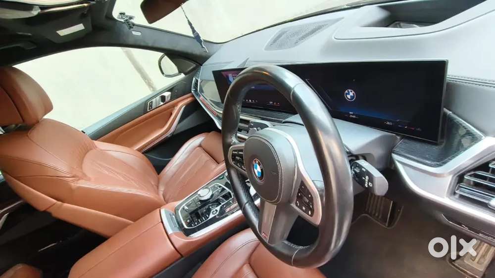Bmw X7 2023 Petrol 29478 Km Driven