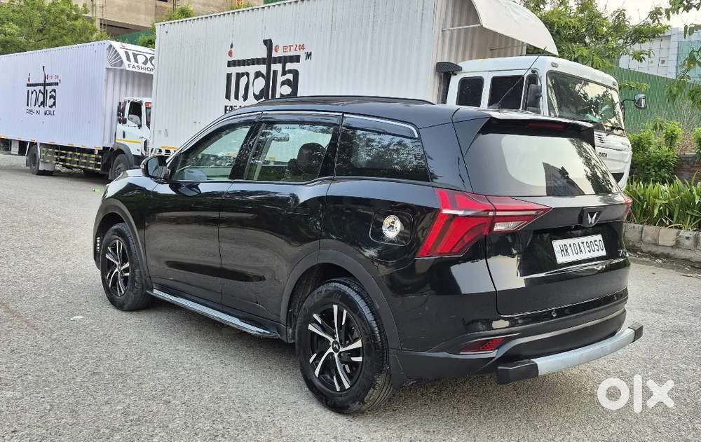 Mahindra Xuv700 2024 Petrol Mx7 Str Petrol 20000 Km