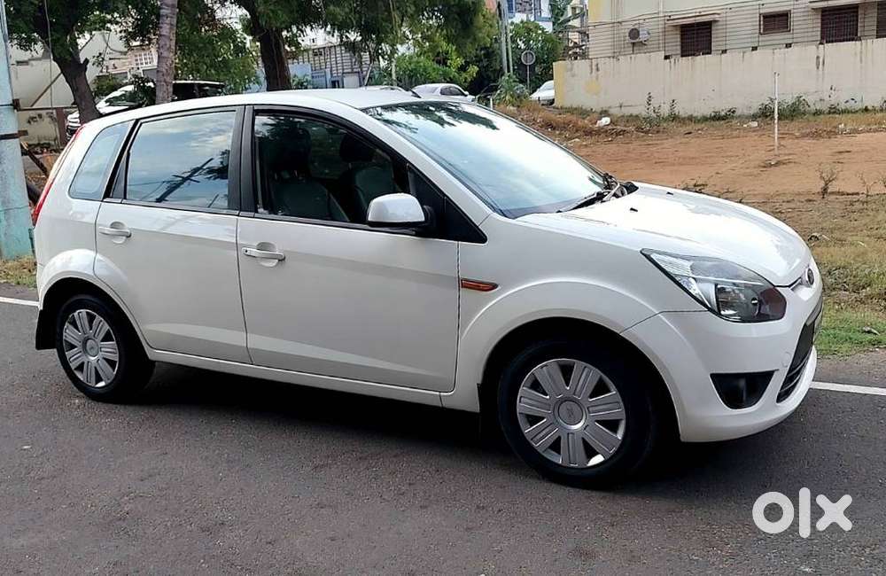 Ford Figo Petrol Zxi, 2010, Petrol
