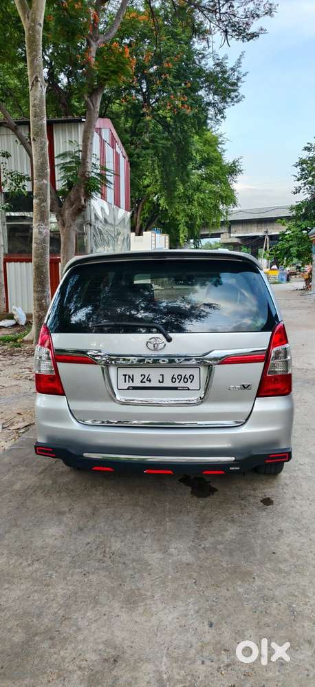 Toyota Innova 2.0 Vx 8 Str, 2011, Diesel