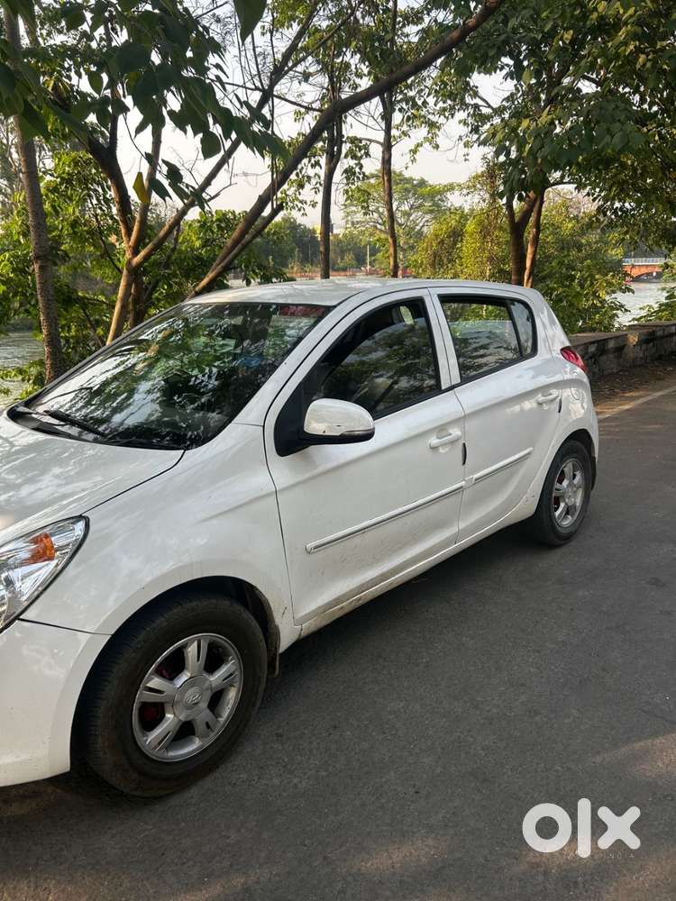 Hyundai I20 2011 Petrol 100000 Km Driven