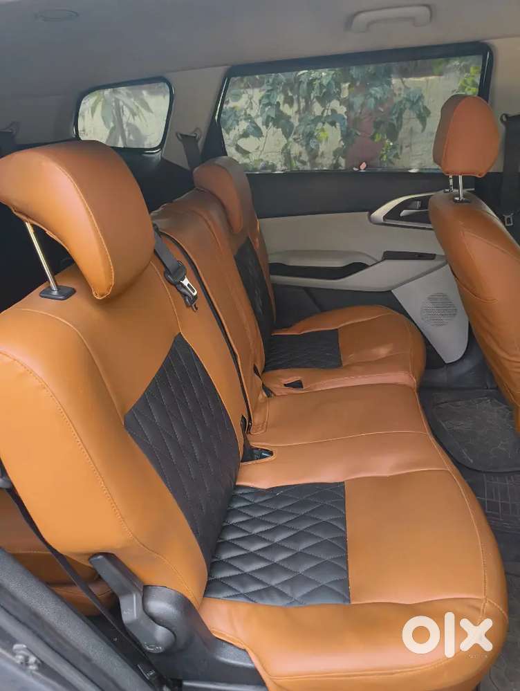 Kia Carens 2023 Petrol Well Maintained New Condition