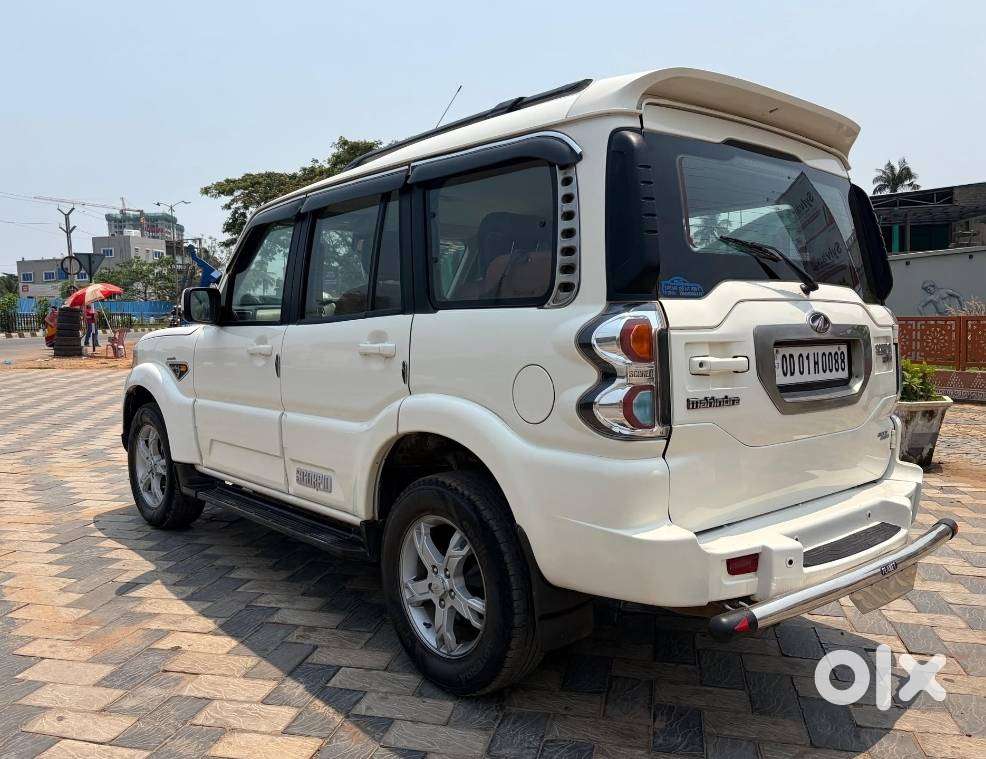 Mahindra Scorpio 1.99 S10, 2015, Diesel