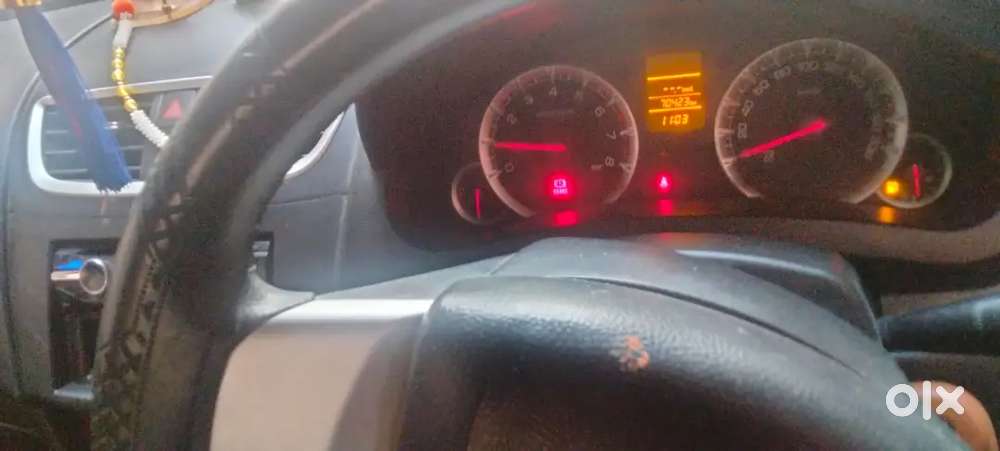 Maruti Suzuki Swift 2012 Cng & Hybrids 70000 Km Driven + Petrol