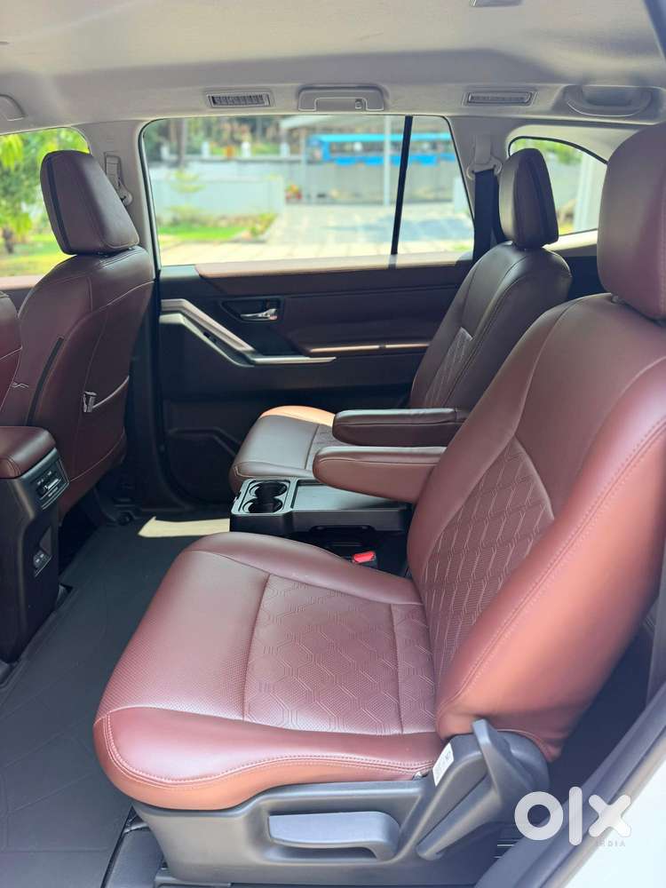 Toyota Innova Hycross 2.0 Gx 7 Str, 2024, Petrol