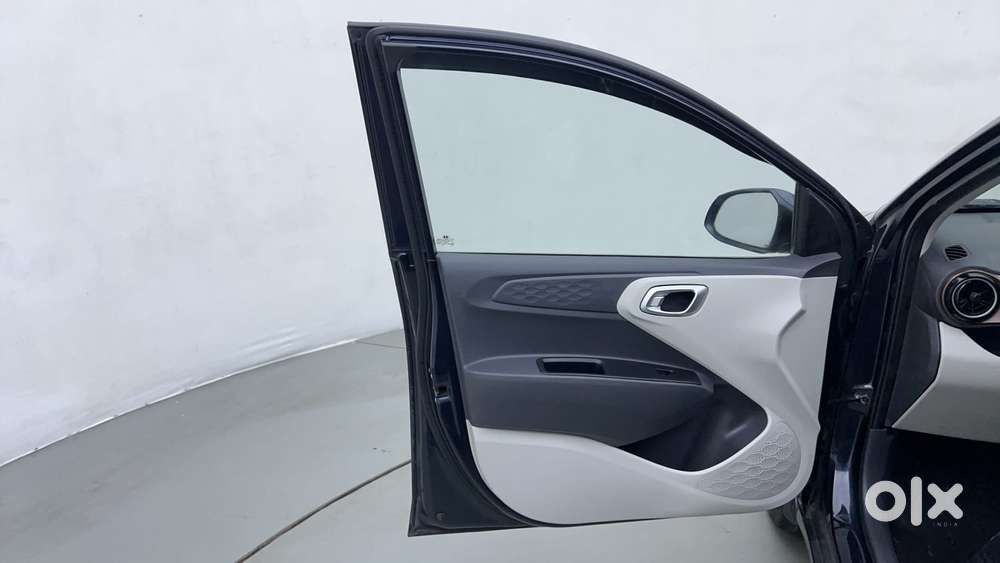 Hyundai Aura 1.2 Sx Cng, 2023, Cng & Hybrids