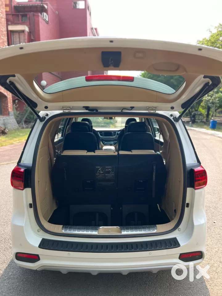 Kia Carnival Limousine, 2021, Diesel