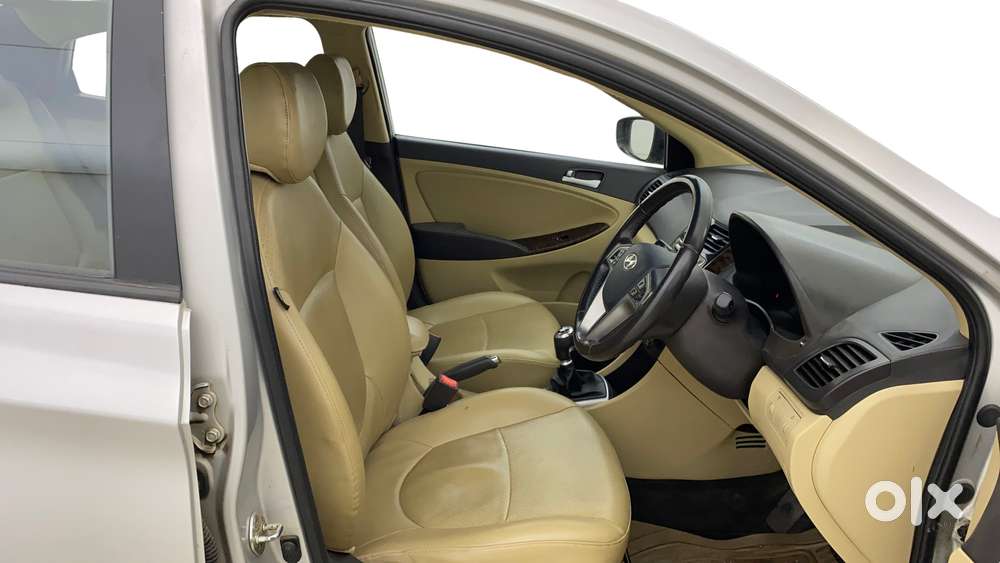 Hyundai Verna [2015-2018] Fluidic 4s 1.6 Vtvt Sx, 2015, Petrol