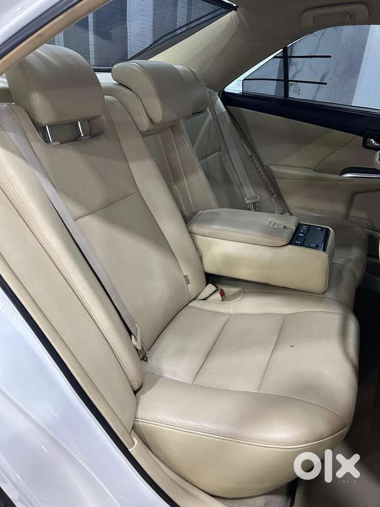 Toyota Camry 2015 Petrol (hybrid) Well Maintained