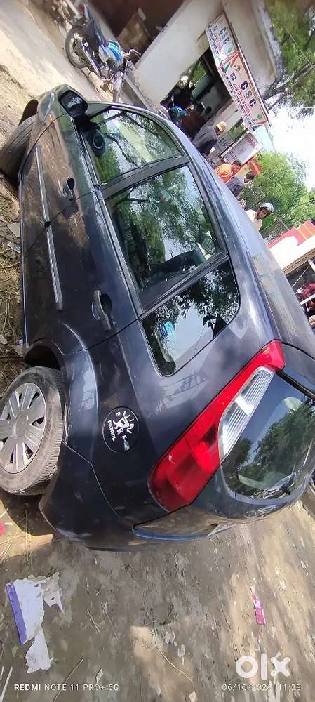 Ford Figo Petrol Zxi 2011 November  5 Sal Badhva Diye H 31 Tak Valid H