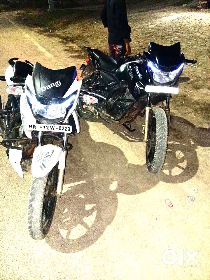 Mahindra Scorpio Classic 2016 Petrol 200000 Km Driven