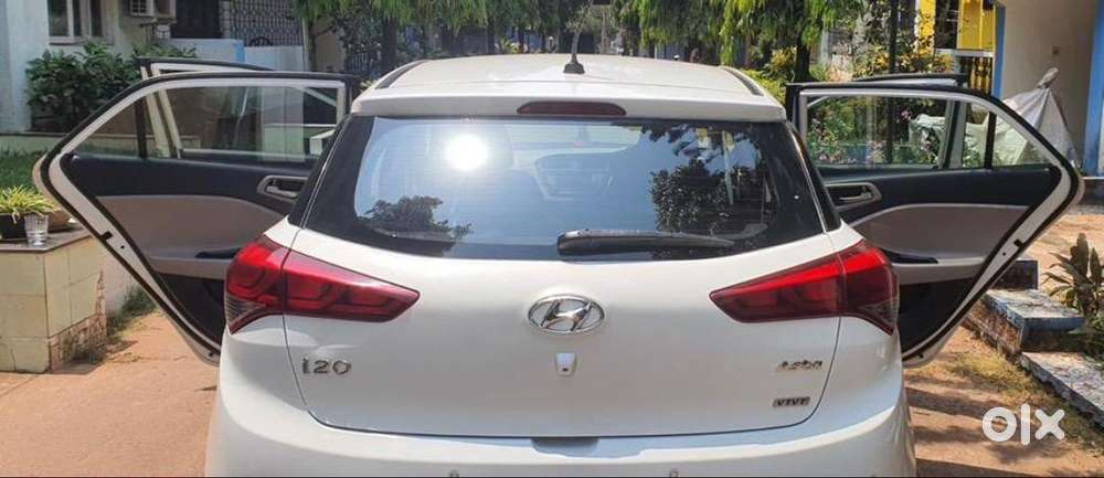 Hyundai Elite I20(o) 2017 Petrol 91348 Km Driven