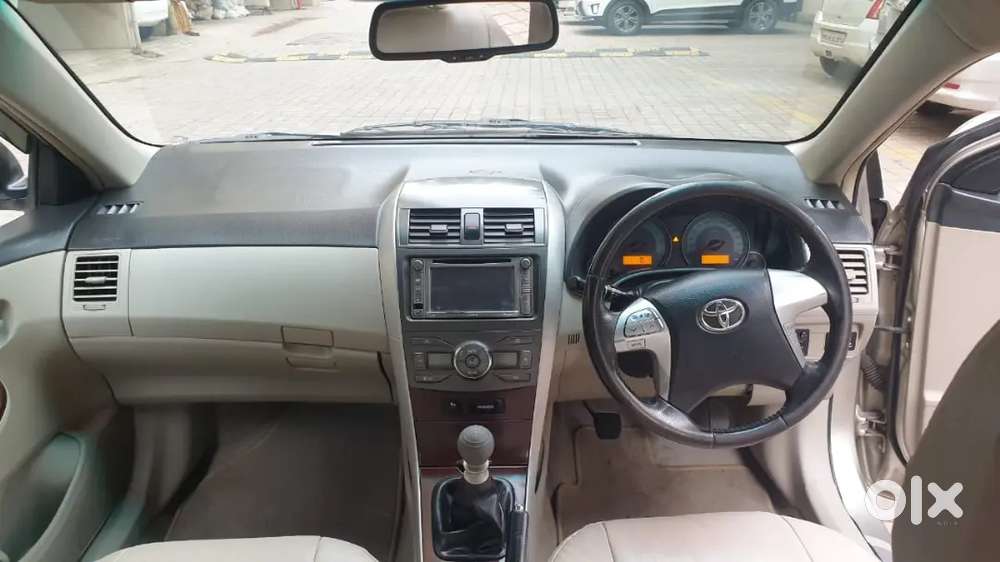 Toyota Corolla Altis 2013