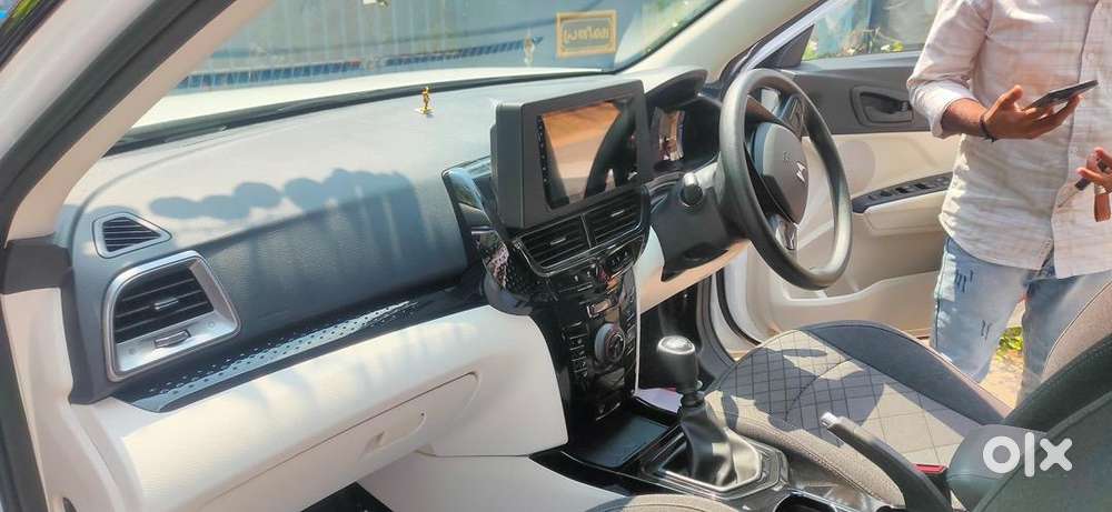 Mahindra Petrol Manual 2024 Car