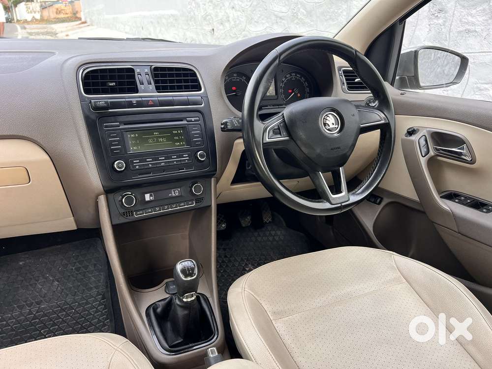 Skoda Rapid [2016-2021] 1.6 Mpi Style Plus, 2016, Petrol