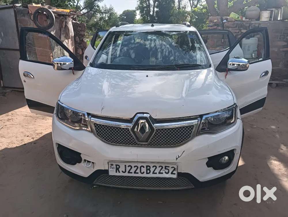 Kwid 2017 Modal Neet And Clean White Coluor