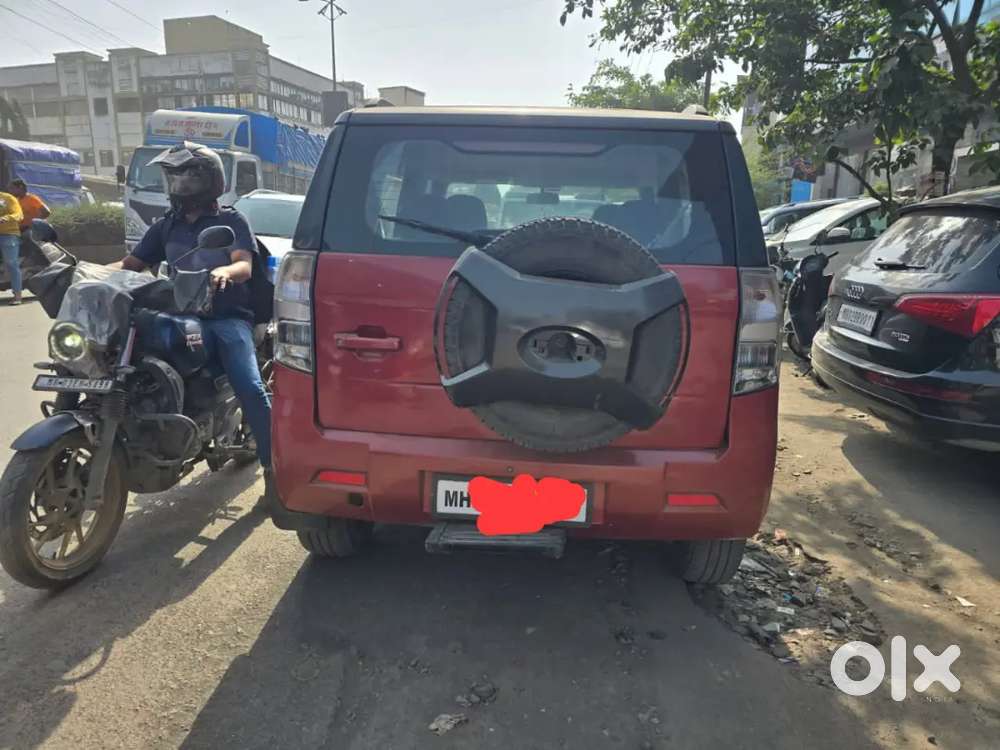Mahindra Tuv 300 2016 Diesel Model Urgent Sell