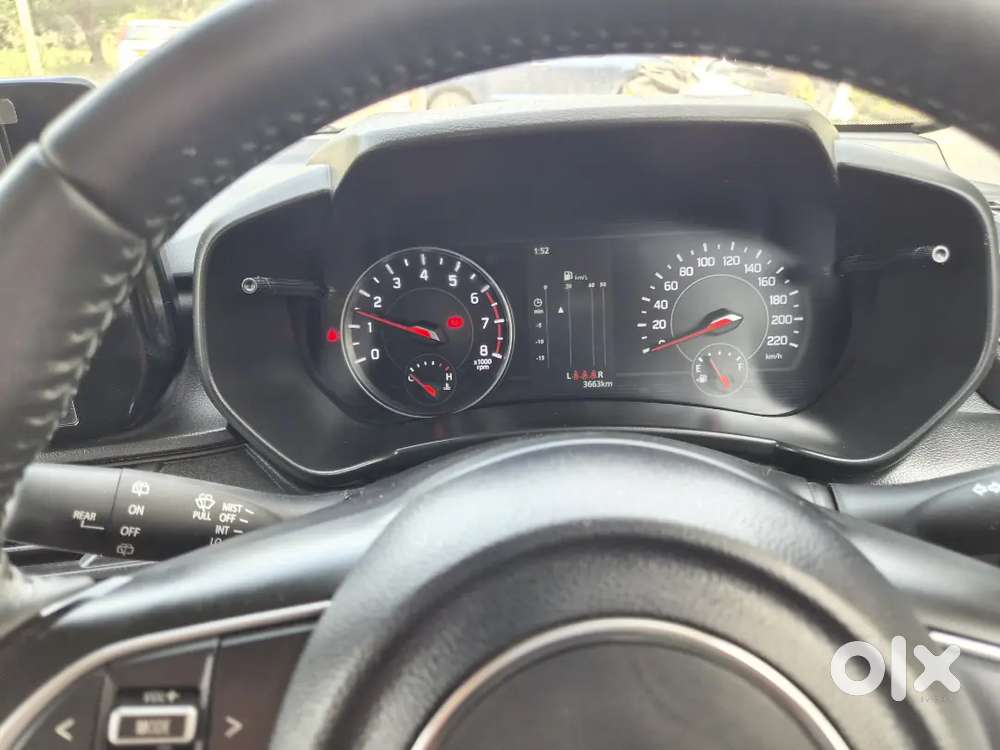 Maruti Suzuki Swift Zxi Plus - Top Model (december 2025)