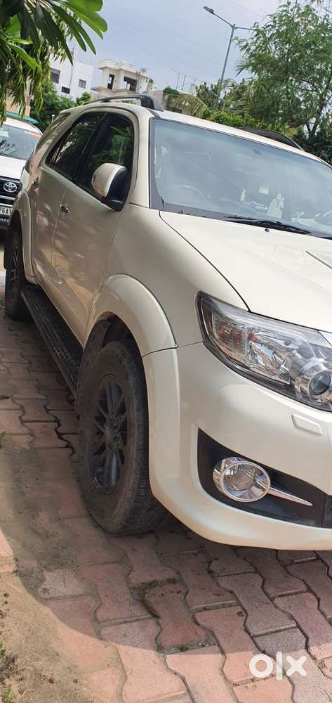 Toyota Fortuner 3.0 4x2 Mt, 2015, Diesel