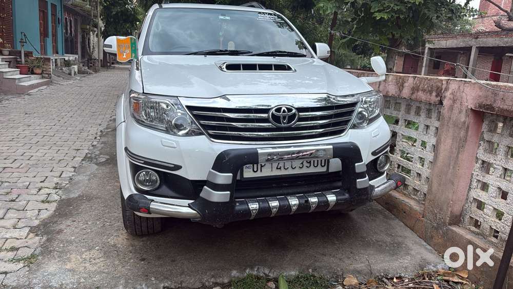 Toyota Fortuner 2011-2016 4x2 Manual, 2013, Diesel