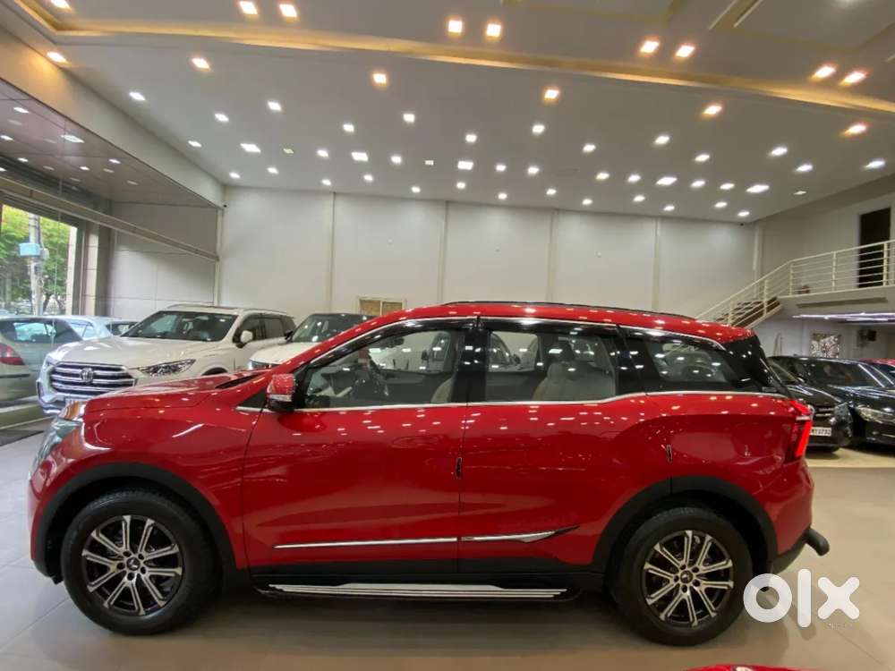 Mahindra Xuv700 2.2 Ax 7 Diesel At Str Awd, 2022, Diesel