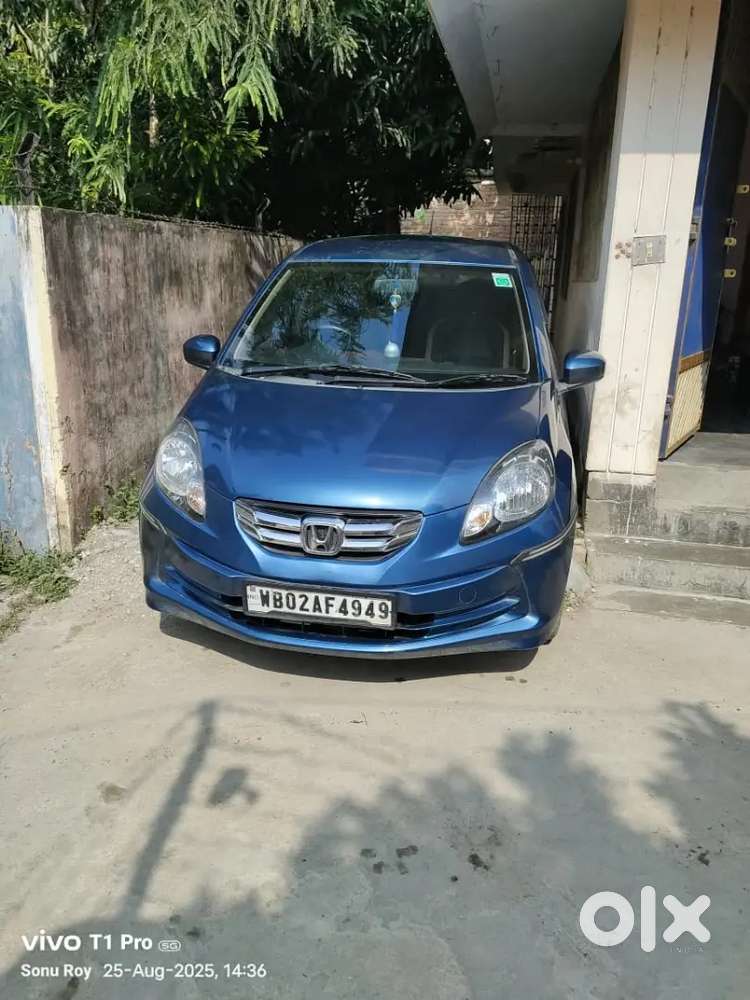 Honda Amaze 2015 Petrol 90000 Km Driven