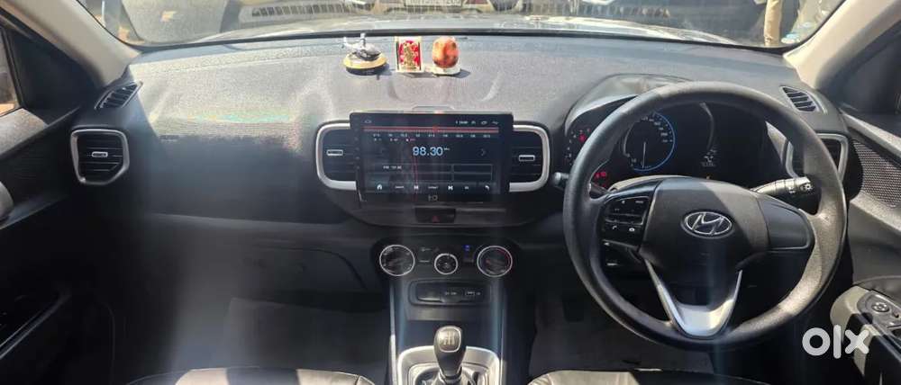 Hyundai Venue S Turbo, 2021, Petrol