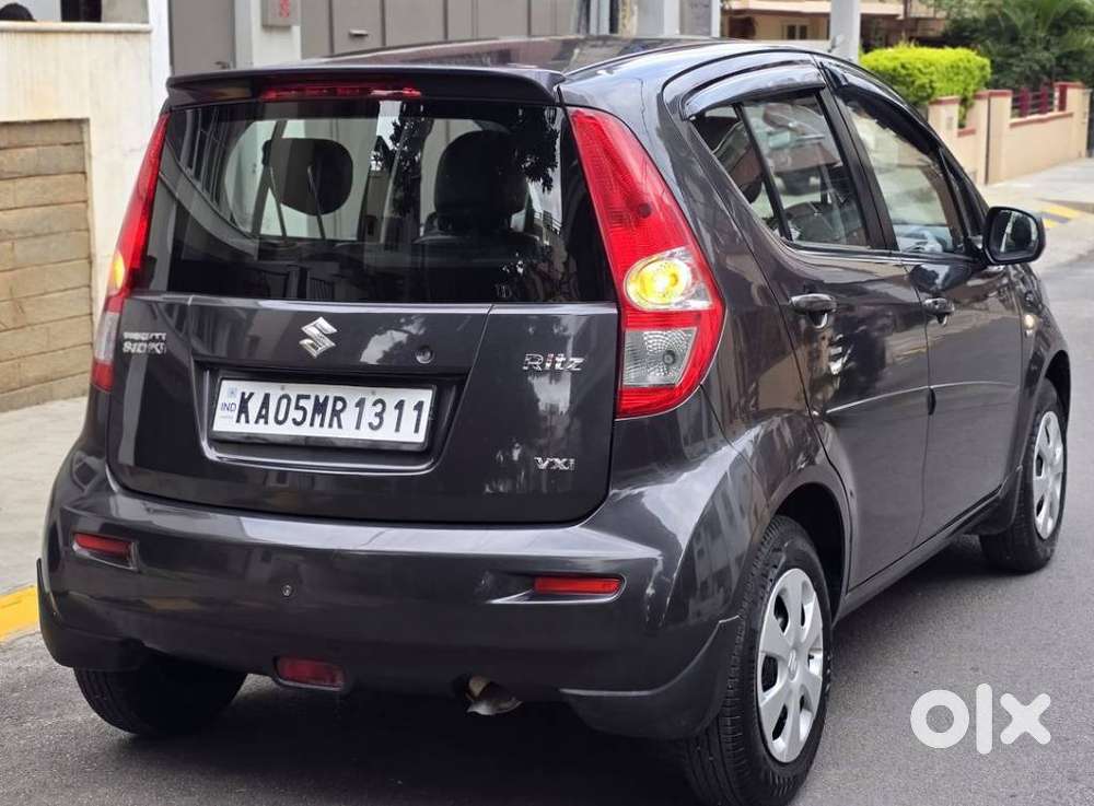 Maruti Suzuki Ritz Vxi Abs, 2015, Petrol