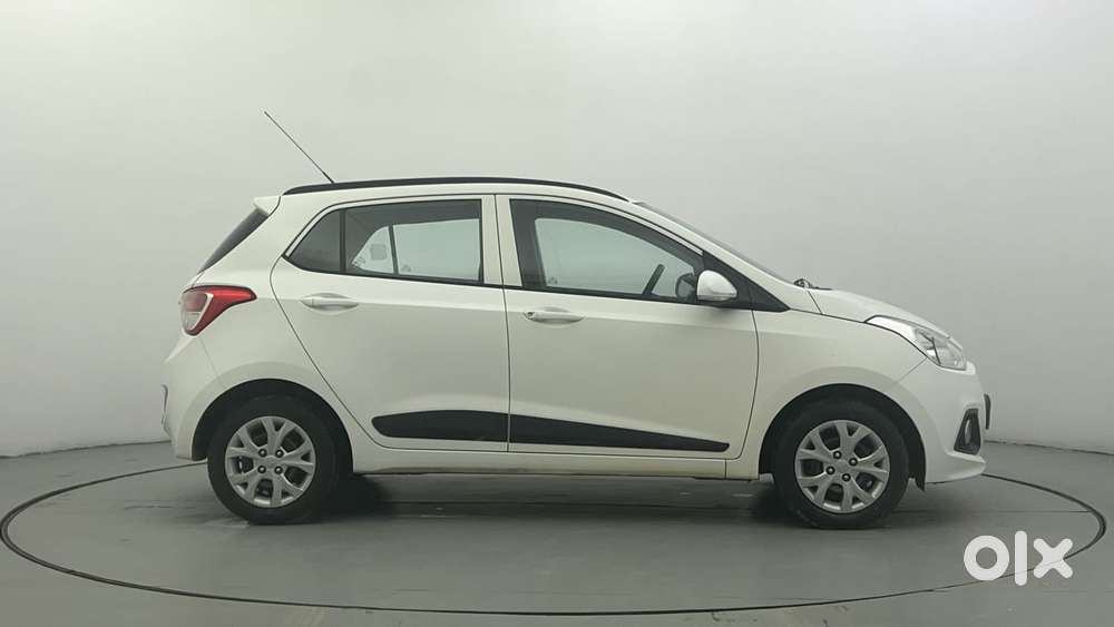 Hyundai Grand I10 Sportz 1.2 Kappa Vtvt, 2015, Petrol