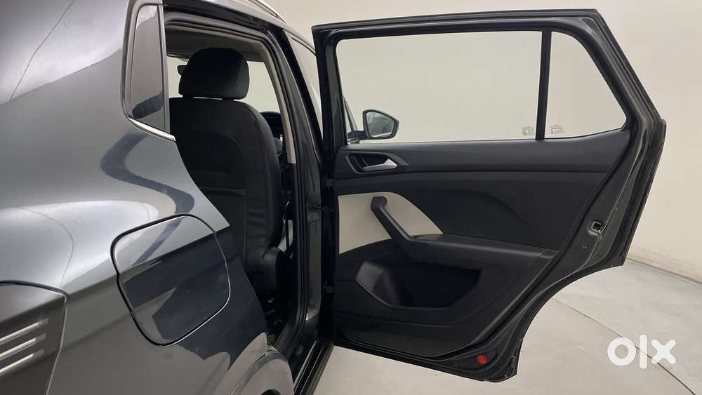 Volkswagen Taigun Topline 1.0 Tsi At (electric Seats), 2024, Petrol