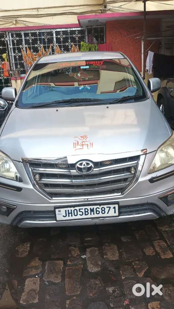 Toyota Innova 2016 Diesel 92000 Km Driven