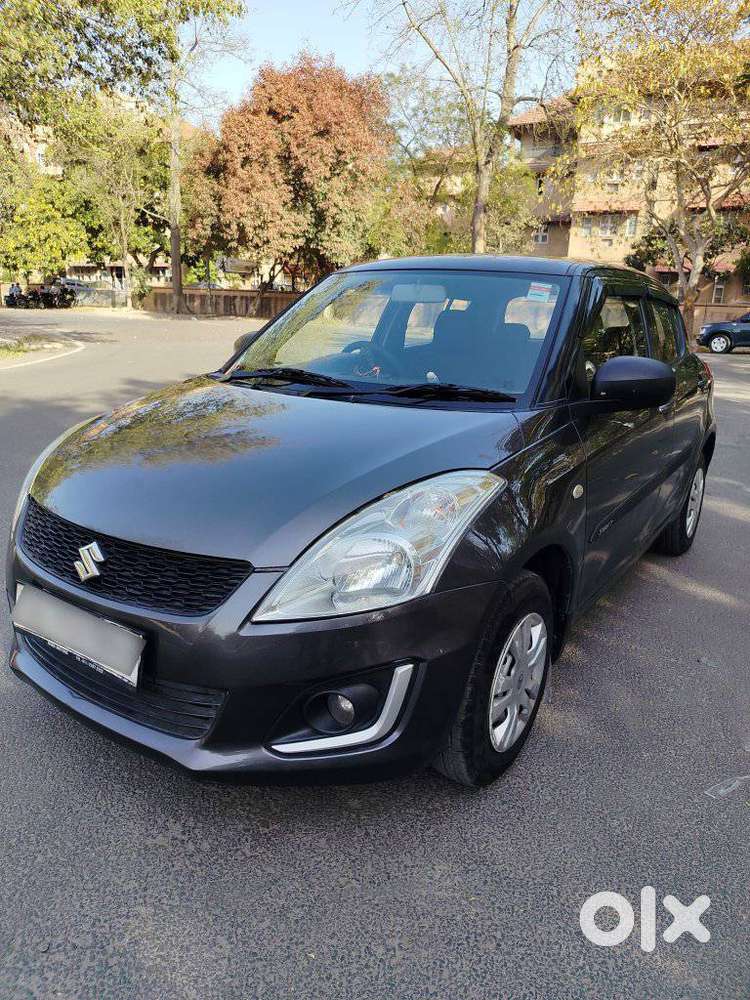 Maruti Suzuki Swift 1.2 Dlx, 2016, Petrol