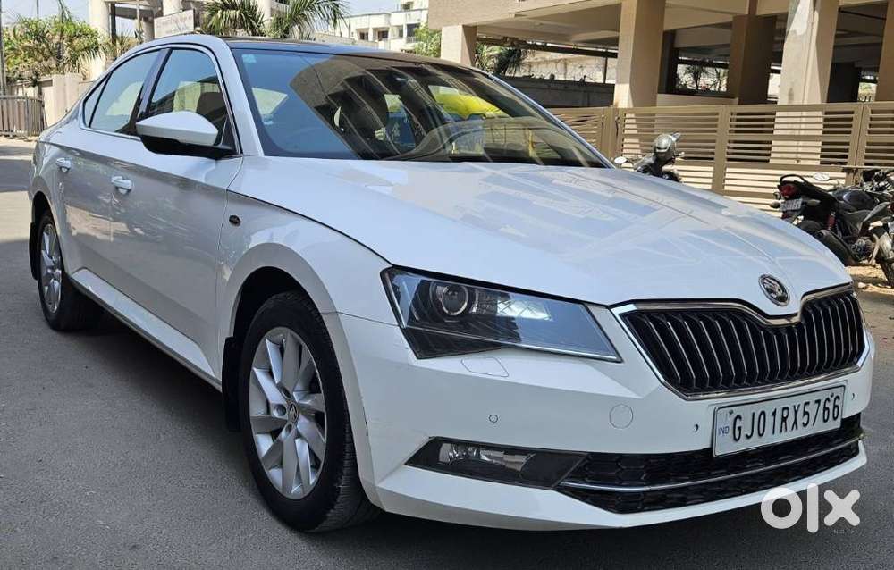 Skoda Superb Lk 1.8 Tsi At, 2017, Petrol