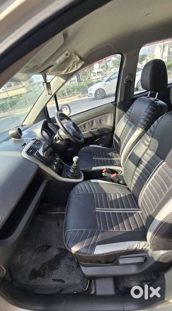Maruti Suzuki Ritz Vxi, 2014, Petrol