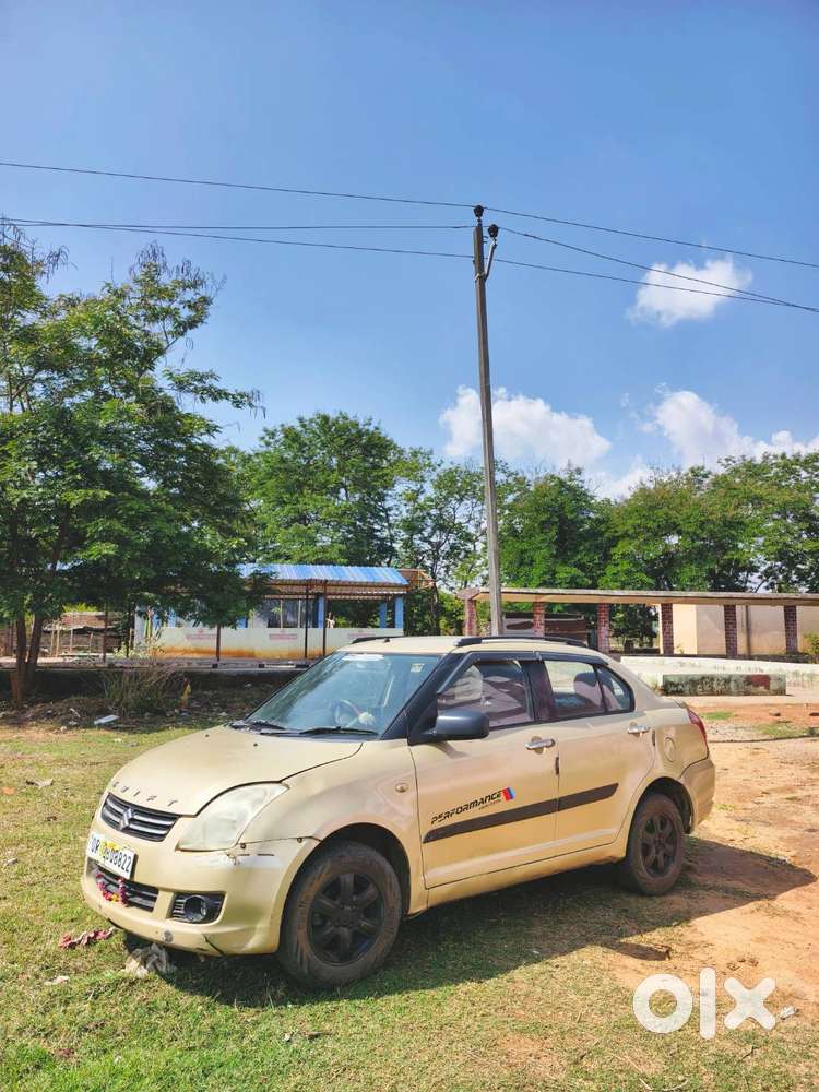 Maruti Suzuki Swift Dzire 2011 Petrol Well Maintained