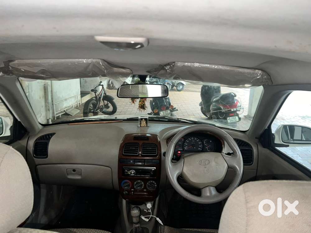 Hyundai Accent Petrol 2012