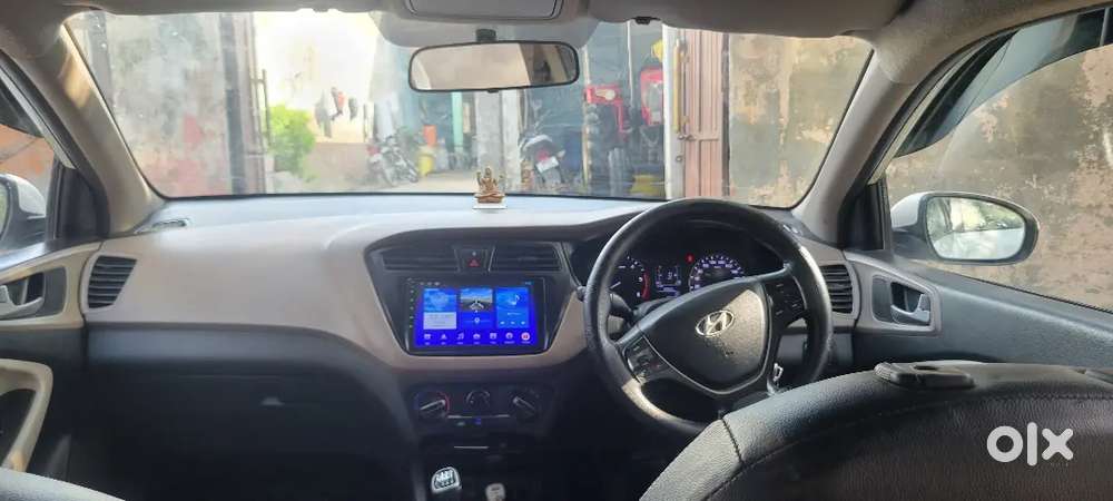 Hyundai I20 2016 Diesel Well Maintained.