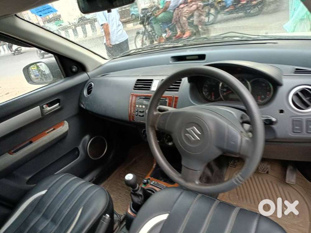Maruti Suzuki Dzire 1.2 Vxi, 2011, Petrol