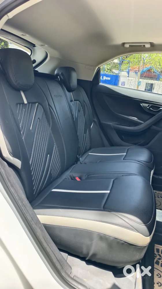 Tata Nexon Smart Plus S 1.2 Revotron Petrol 5 Mt, 2025, Petrol