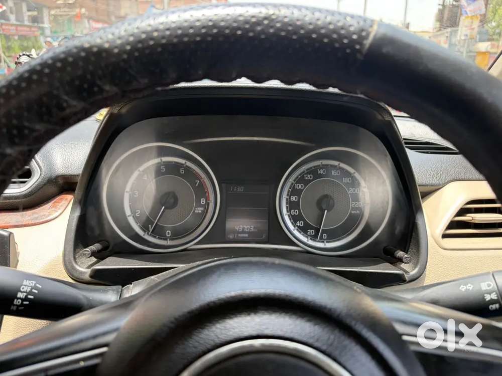 Maruti Suzuki Dzire 2018 Petrol 43700 Km Driven