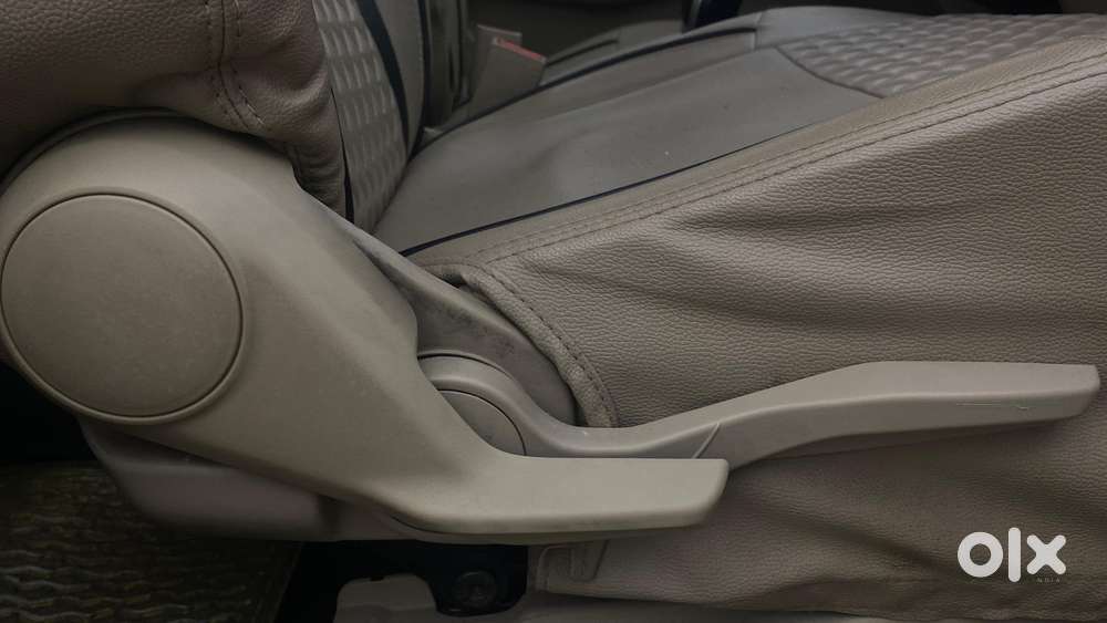 Maruti Suzuki Swift Dzire Amt Zxi, 2021, Petrol