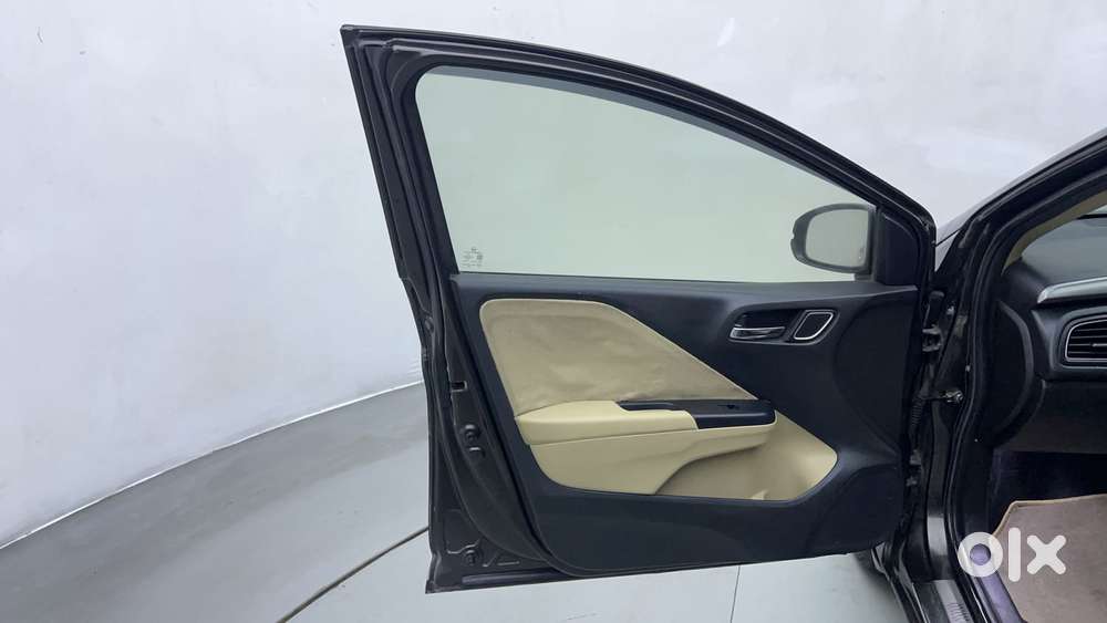 Honda City I-vtec V, 2018, Petrol